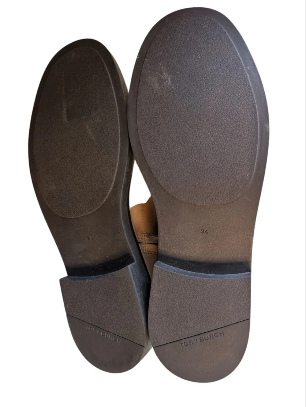 TORY BURCH DOUBLE T UTILITY BOOTS 35MM IN ALMOND FLOUR.. Size 9.5